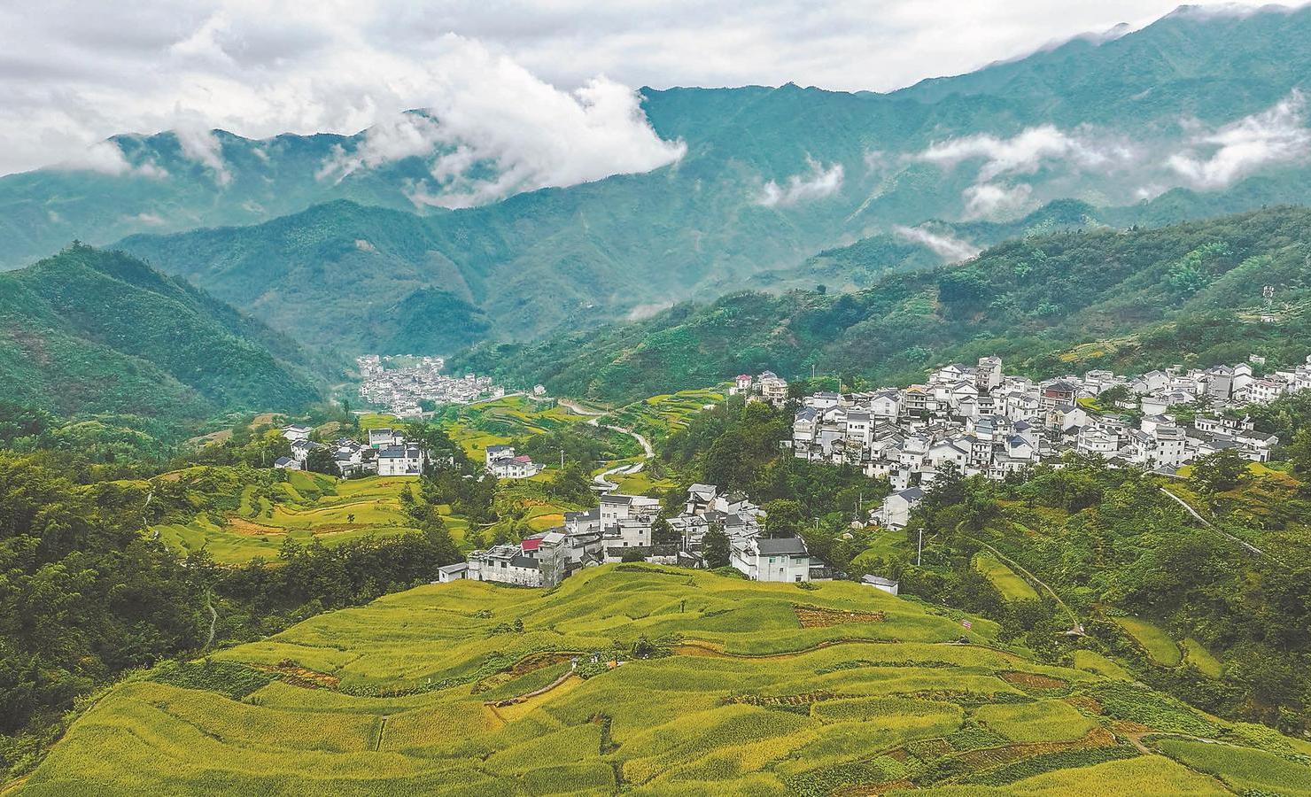 探秘安徽，心驰神往的美丽画卷🌟