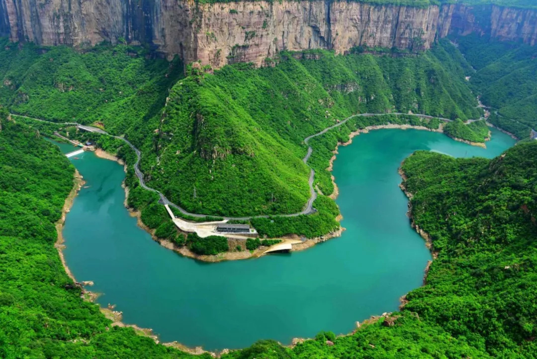 河南小巷中的秘密美食天堂，探访一家特色小店的独特魅力